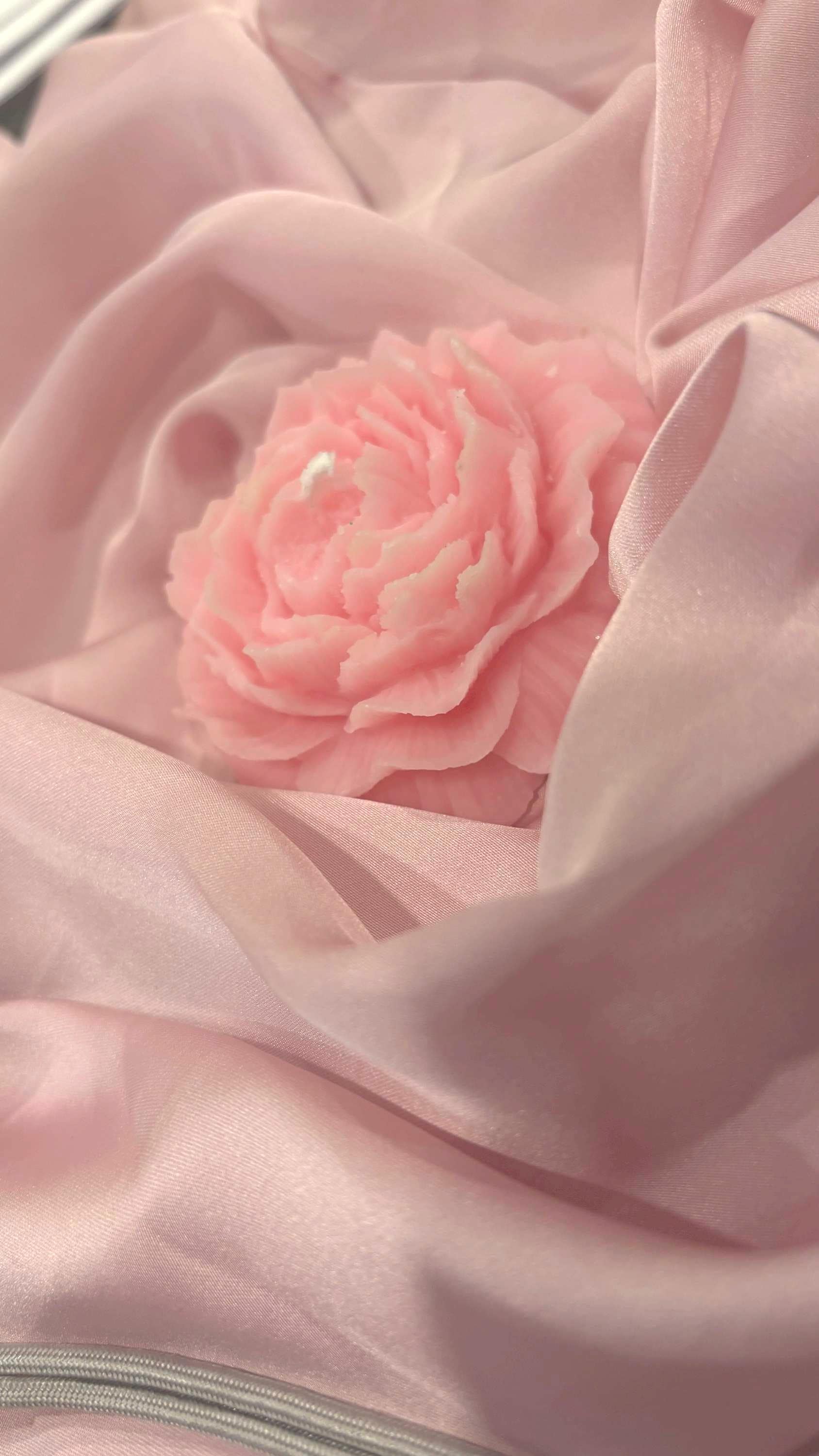 Rose Petal Scented Pink Peony Soy Wax Blend Candle
