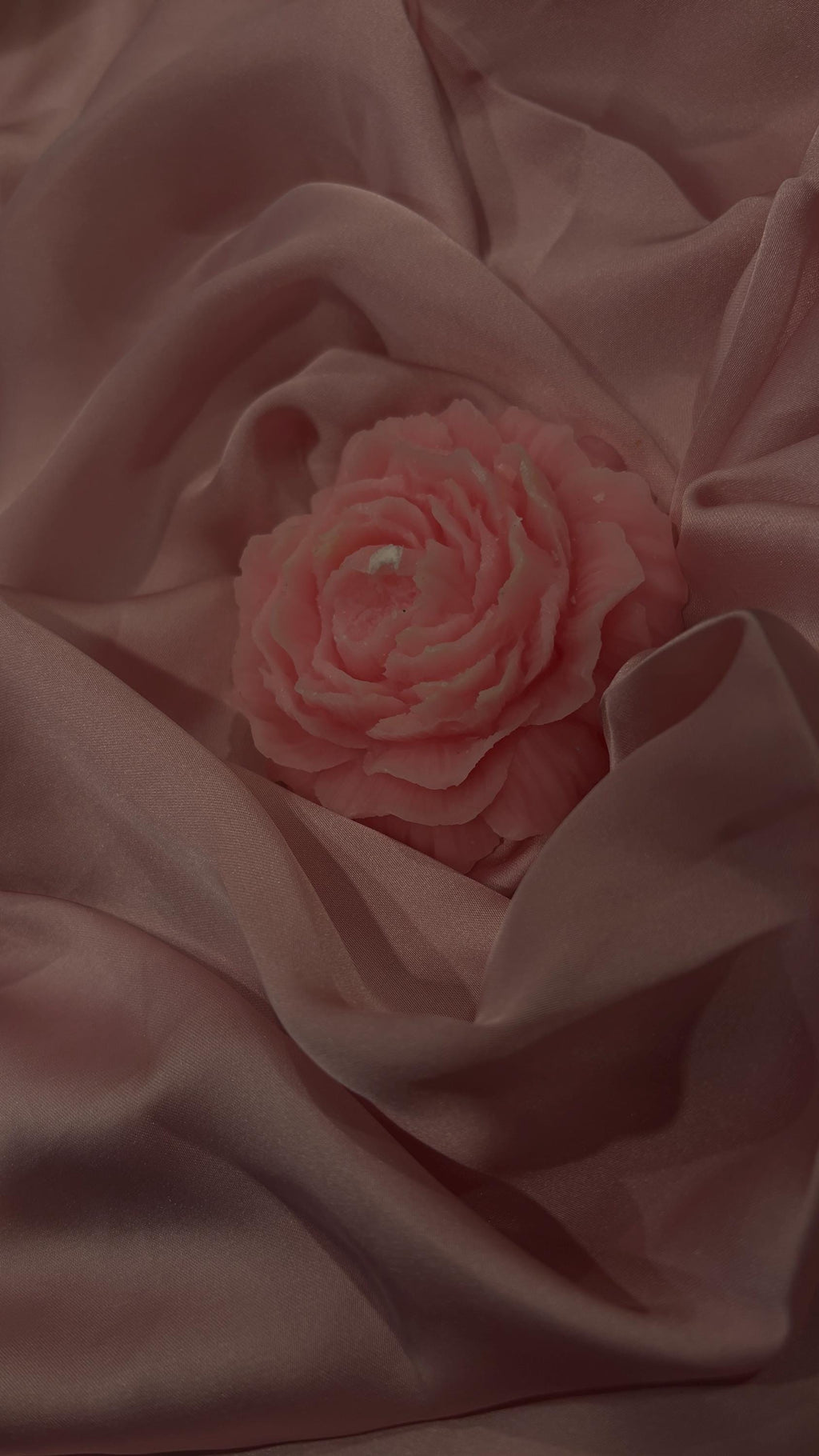 Rose Petal Scented Pink Peony Soy Wax Blend Candle